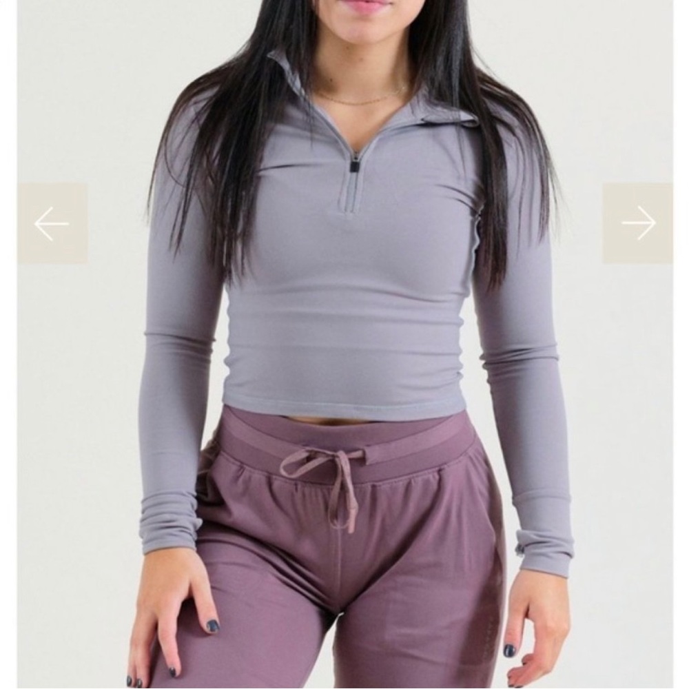 Paragon 1/4 Zip Crop Gray
